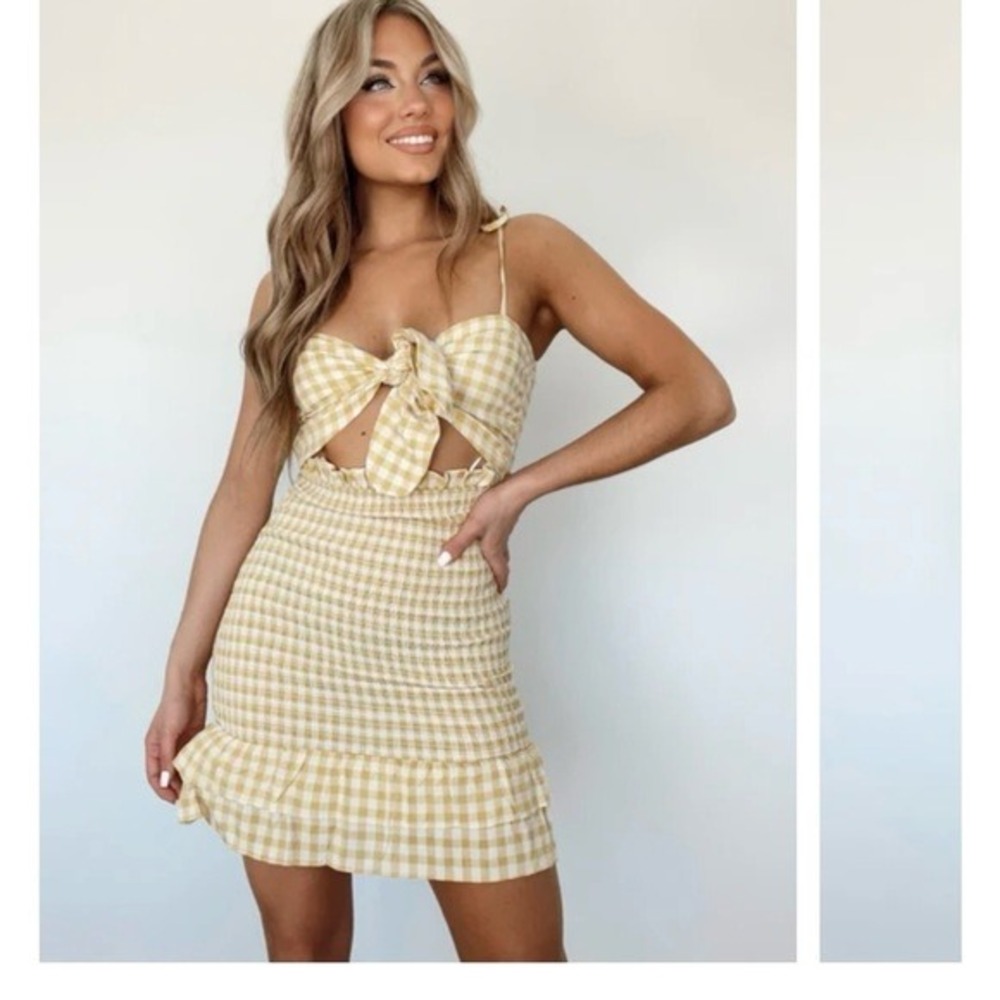 Mable Mini Dress Womens Medium Yellow Gingham Smocked Tie Cutout MD2513C Summer